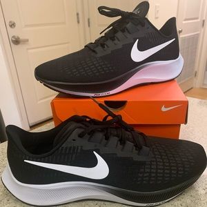 NEW w/ Box Men’s Nike Air Pegasus 37 TB, Size 12.5